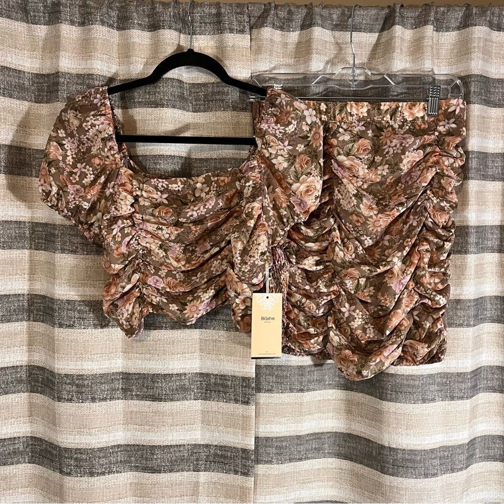 Blashe Two Piece Floral Skirt‎ Set Size Medium